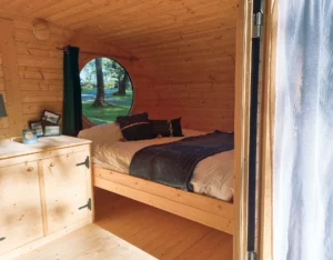 Lit double chalet hobbit